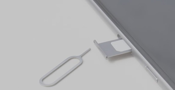 宝兴苹果手机维修分享快速取出iPhone SIM卡槽的方法 